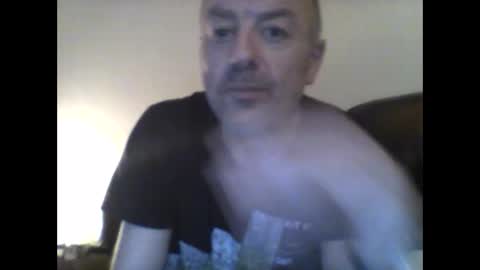 burnleyguy1977 online show from January 12, 7:04 am