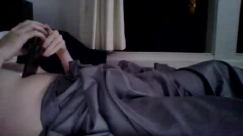 burnttoast01 online show from February 25, 10:30 am