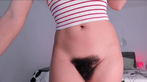 Snapshot of bush_woman chatting on January 31, 7:29 pm Larisa online show from January 31, 7:29 pm