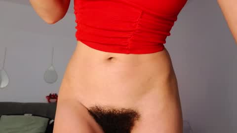 Snapshot of bush_woman chatting on January 17, 8:44 pm Larisa online show from January 17, 8:44 pm