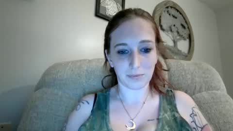 Snapshot of butcherbaby92 chatting on December 9, 6:55 am butcherbaby online show from December 9, 6:55 am