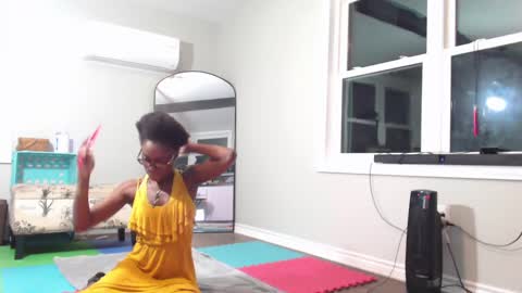 Goddess online show from September 27, 10:35 am