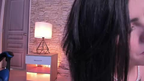 Lia Butterfly  online show from May 9, 12:55 pm