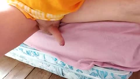 butzi online show from February 18, 1:21 am