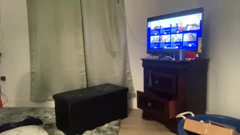 696969illuminate online show from February 28, 10:09 am