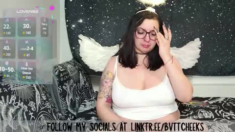 bvttcheeks00 online show from November 1, 5:17 am