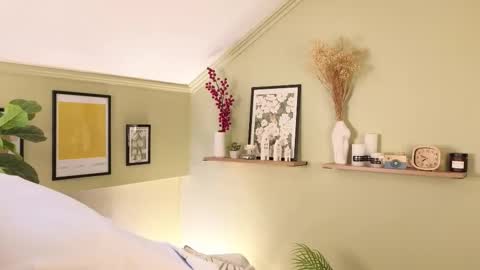 Kira online show from March 4, 8:11 am