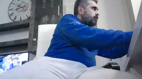 supersperm online show from December 15, 8:38 pm