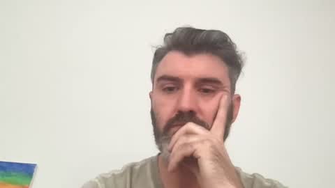 Snapshot of c_life128 chatting on October 17, 9:19 pm c_life128 online show from October 17, 9:19 pm
