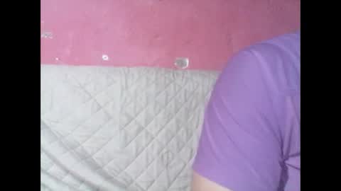 Snapshot of cachito83915 chatting on February 3, 4:25 am Cachudosexy online show from February 3, 4:25 am