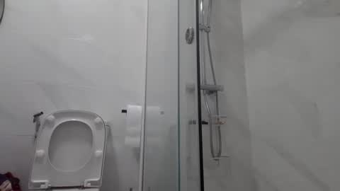 cachondo9oo online show from September 22, 7:56 am