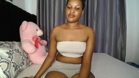 EVA online show from February 16, 12:32 pm