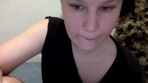 Lamb online show from April 23, 5:58 pm