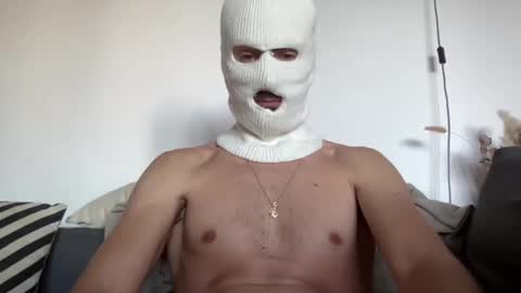 cagouler online show from December 20, 1:54 pm