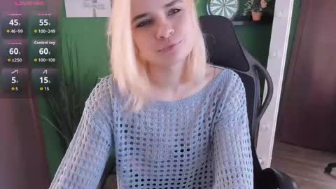 Gina online show from June 2, 10:17 am