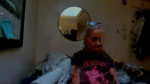 calaentemichele online show from December 8, 6:28 pm