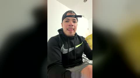 caliente539763 online show from March 29, 8:43 pm