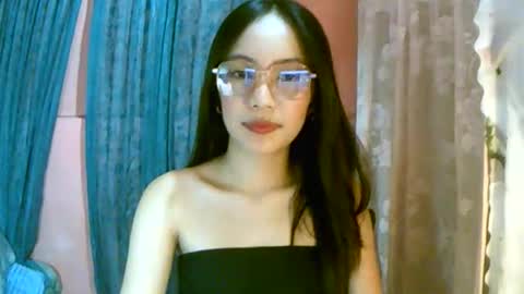 Freya online show from November 27, 11:07 am