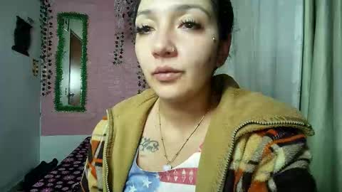 paula online show from December 19, 7:04 am