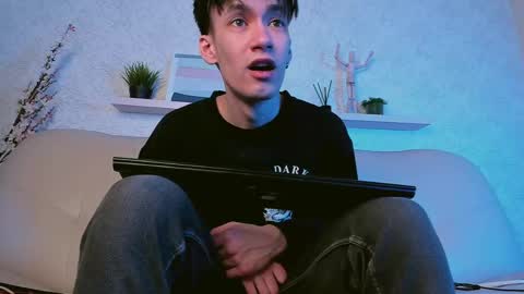 Calvin Owens online show from February 26, 10:16 am