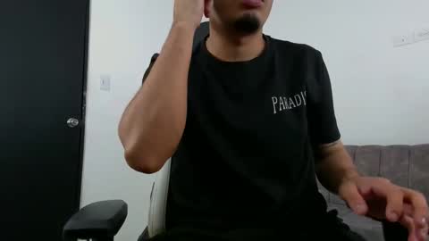 cam_xman online show from April 14, 1:58 pm