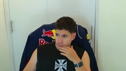 camara110 online show from December 13, 11:55 pm