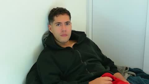 camara110 online show from November 9, 3:21 am