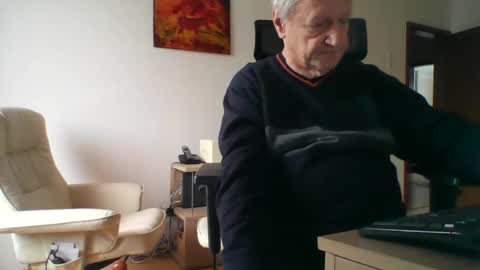 camcologne online show from January 9, 12:09 pm