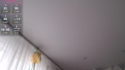 CamDiva1 online show from April 13, 6:39 am