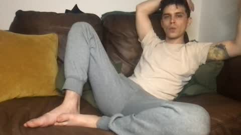 CamDoAttitude online show from June 29, 9:36 pm