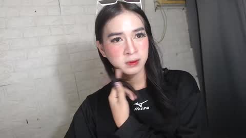 Snapshot of camela_star chatting on January 8, 1:53 am camela_star online show from January 8, 1:53 am