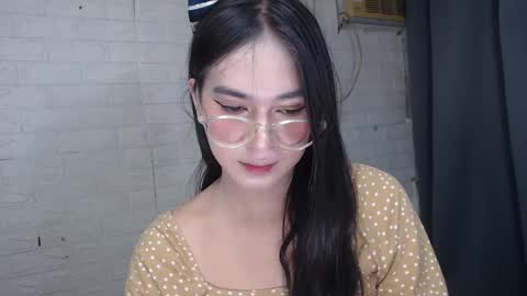 Snapshot of camela_star chatting on February 3, 6:28 pm camela_star online show from February 3, 6:28 pm