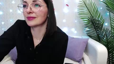 camelia_lillie online show from February 20, 6:26 am