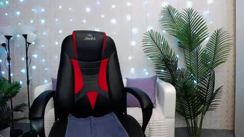 camelia_lillie online show from April 22, 2:52 am