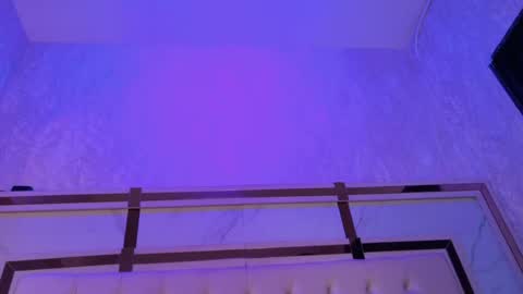 cameron_hearts online show from April 19, 6:10 pm