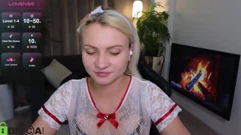 Cameron online show from October 23, 9:33 am