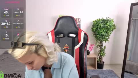 Cameron online show from October 30, 8:26 am