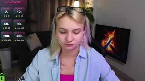 Cameron online show from October 24, 7:03 pm