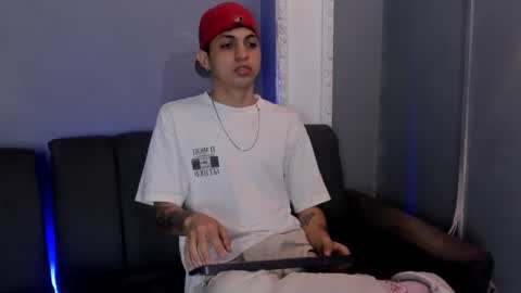 CAMERON online show from November 14, 2:08 pm