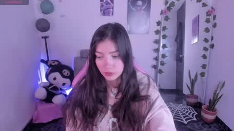 CAMI  online show from October 13, 11:51 pm