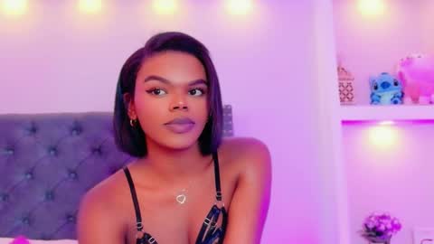 camiestrada online show from October 1, 4:55 am