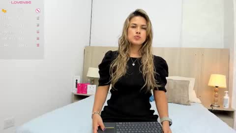 camila Borbon online show from February 25, 1:36 pm