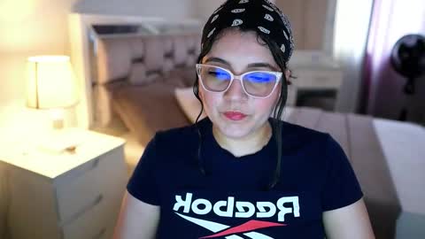 Camila buitrago online show from February 15, 9:35 pm