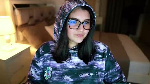 Camila buitrago online show from February 1, 11:57 pm