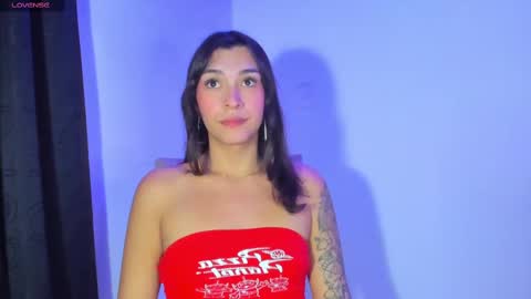Snapshot of camila_coxx chatting on February 27, 4:46 am s online show from February 27, 4:46 am
