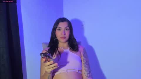 Snapshot of camila_coxx chatting on March 7, 9:38 pm s online show from March 7, 9:38 pm