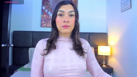 Snapshot of camila_coxx chatting on January 24, 5:21 am s online show from January 24, 5:21 am
