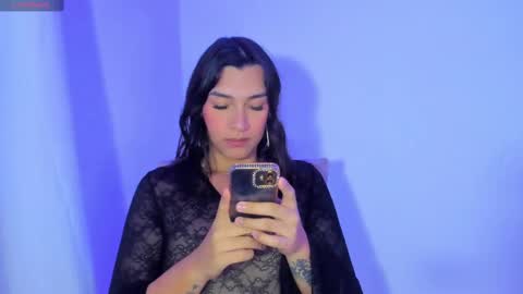 Snapshot of camila_coxx chatting on February 11, 4:11 am s online show from February 11, 4:11 am