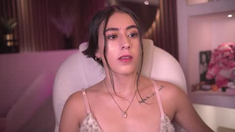 Snapshot of camila_martinez9 chatting on September 18, 11:47 am camila_martinez9 online show from September 18, 11:47 am