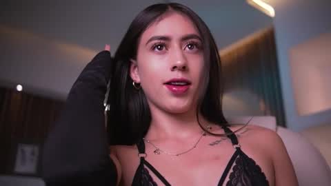 camila_martinez9 online show from October 10, 11:38 am